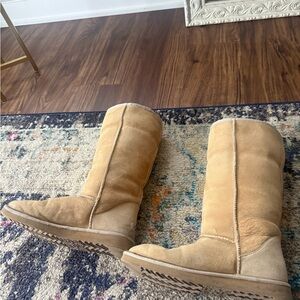 UGG sand color